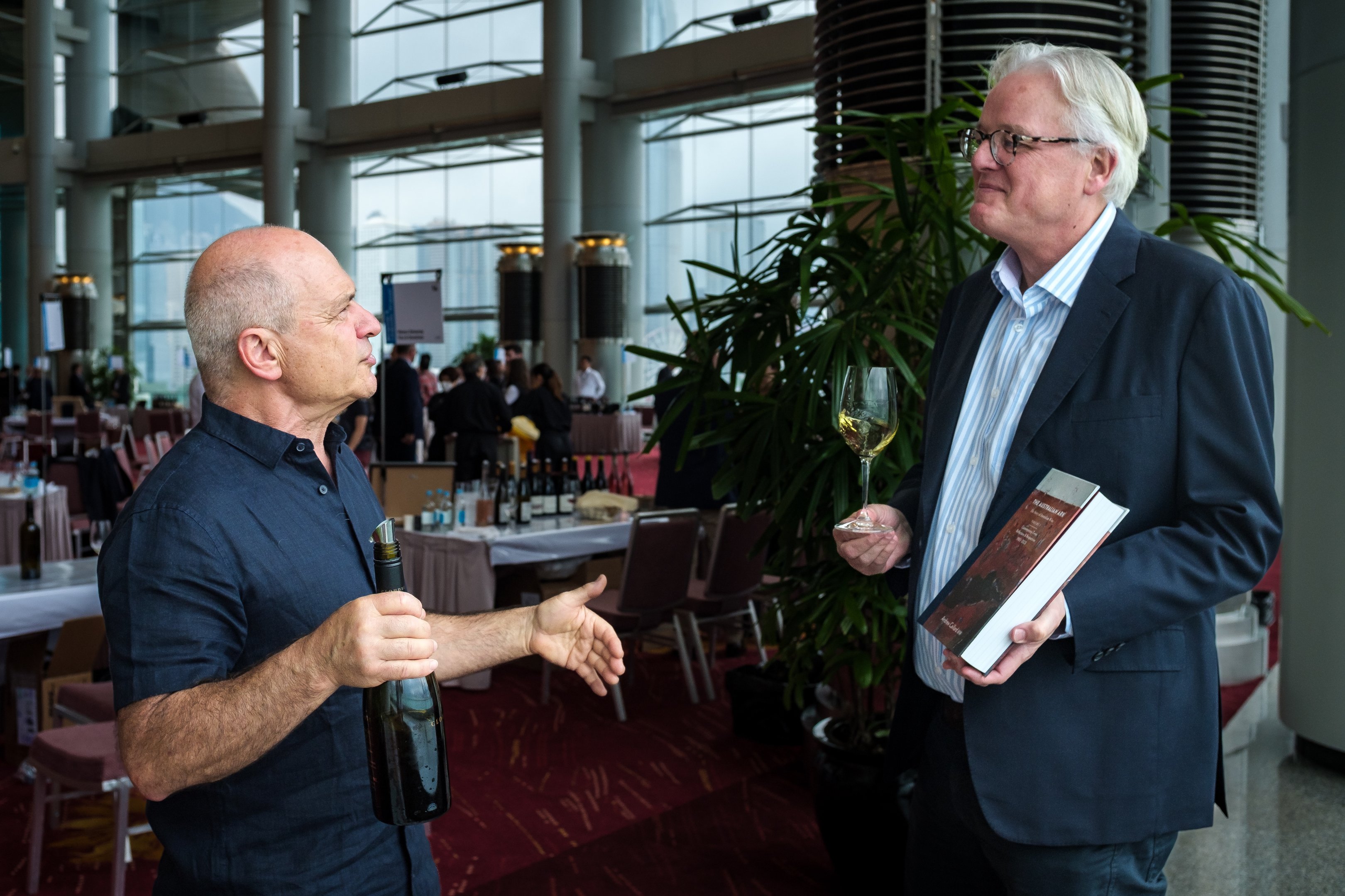 Will Berliner (Cloudburst Chardonnay) with Andrew Caillard MW.